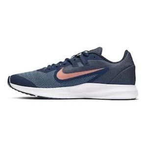 Nike shoes size 4 youth